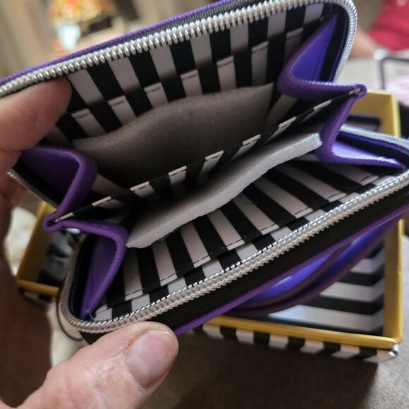 Bichon Frise White Puppy Dog Purple Wristlet Zip Around Wallet Marc Tetro NIB - Picture 12 of 12